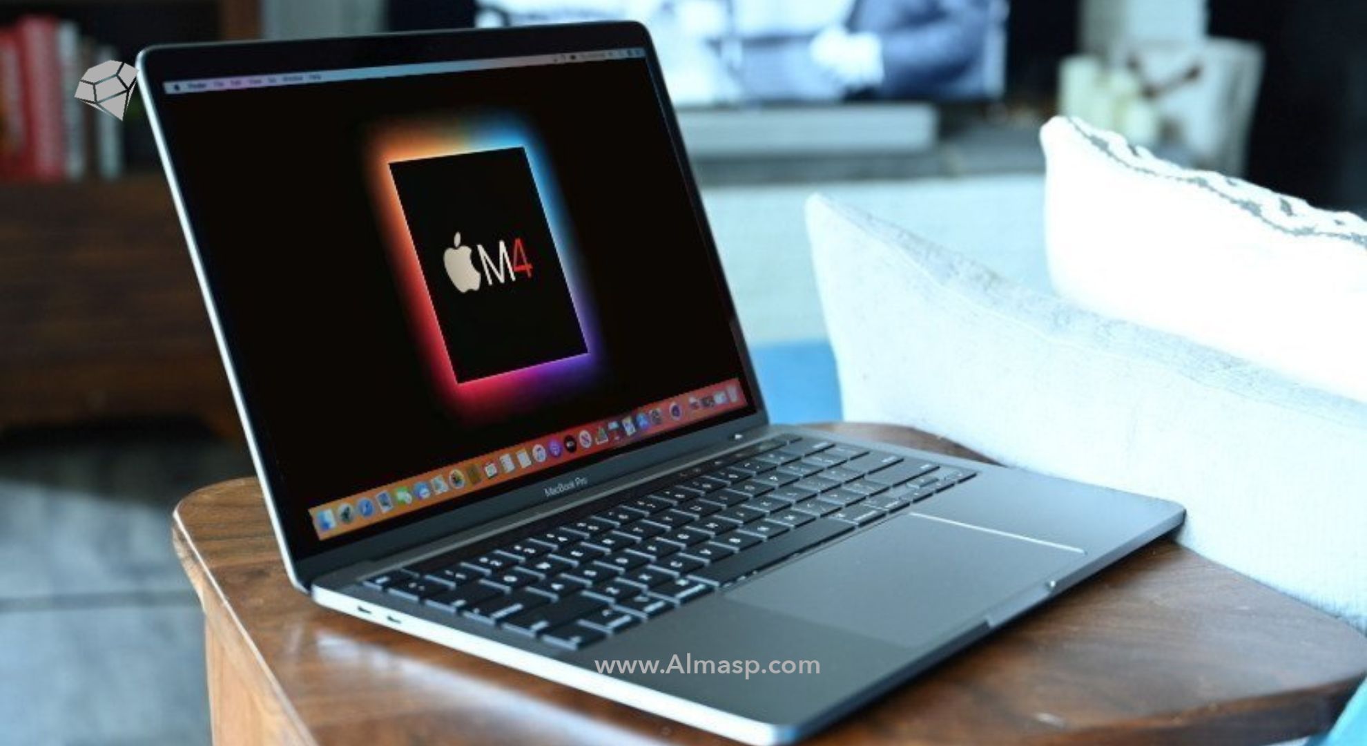 بهترین لپ تاپ اپل قیمت بالا (MacBook Pro M4)